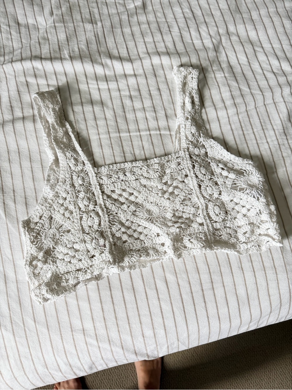 Ardene Cream Crochet Crop Top M